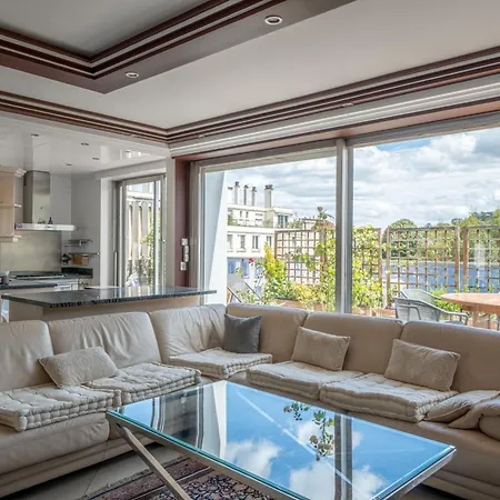 Fleur De Lys Belle Terrasse & Parking Prive Daire