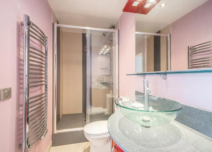 Fleur De Lys Belle Terrasse & Parking Prive Lägenhet